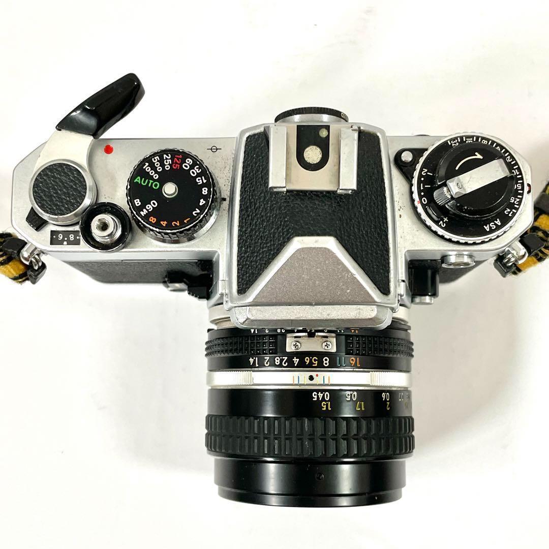 ニコン Nikon FE 50mmレンズ　ショルダーストラップ　レリーズ付き