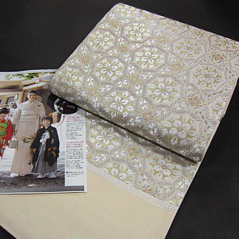美しいキモノ掲載柄 上質な逸品 新品 西陣織高級袋帯【綿芯・お