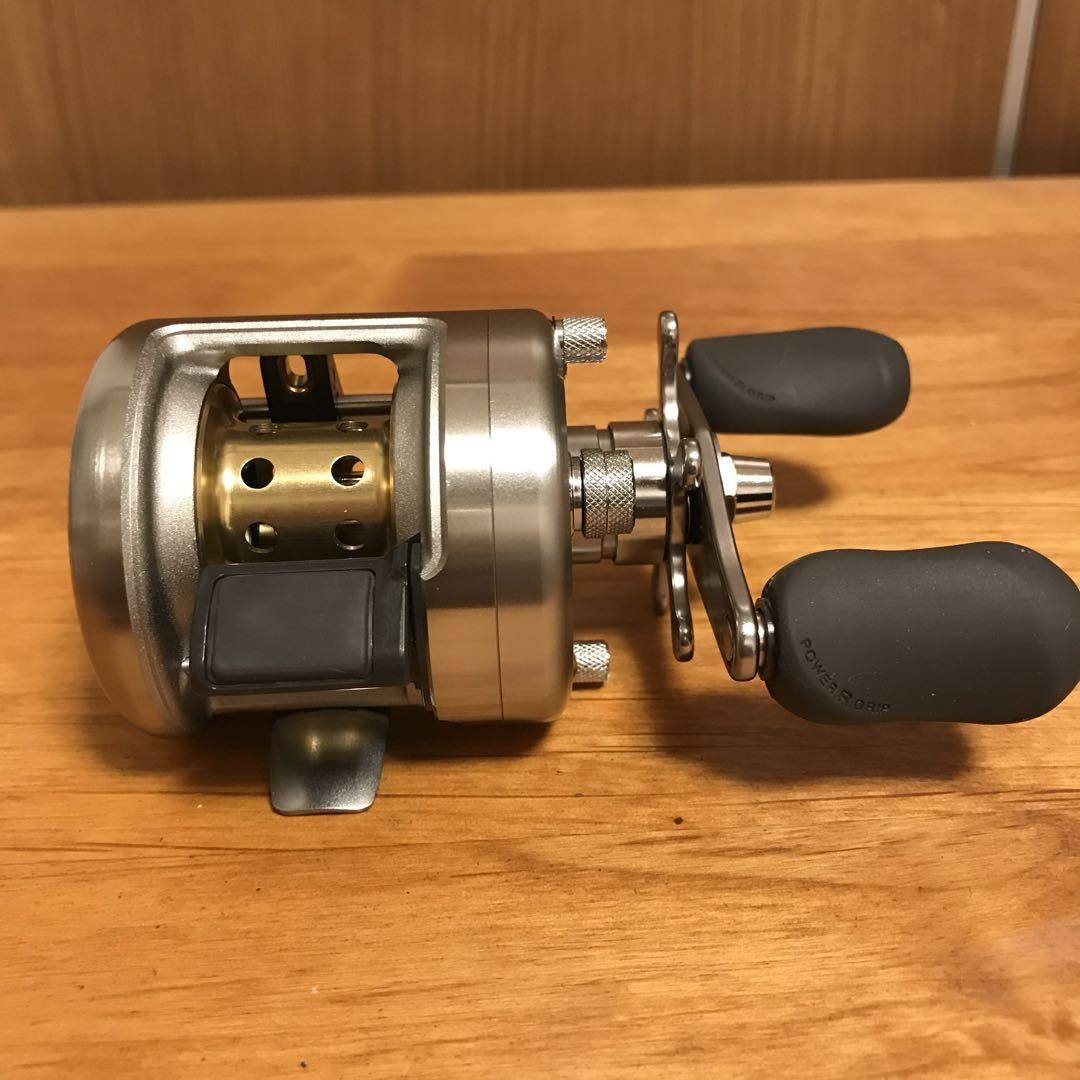 美品‼️ シマノ 05カルカッタ50 (カルカッタ カルカッタコンクエスト)