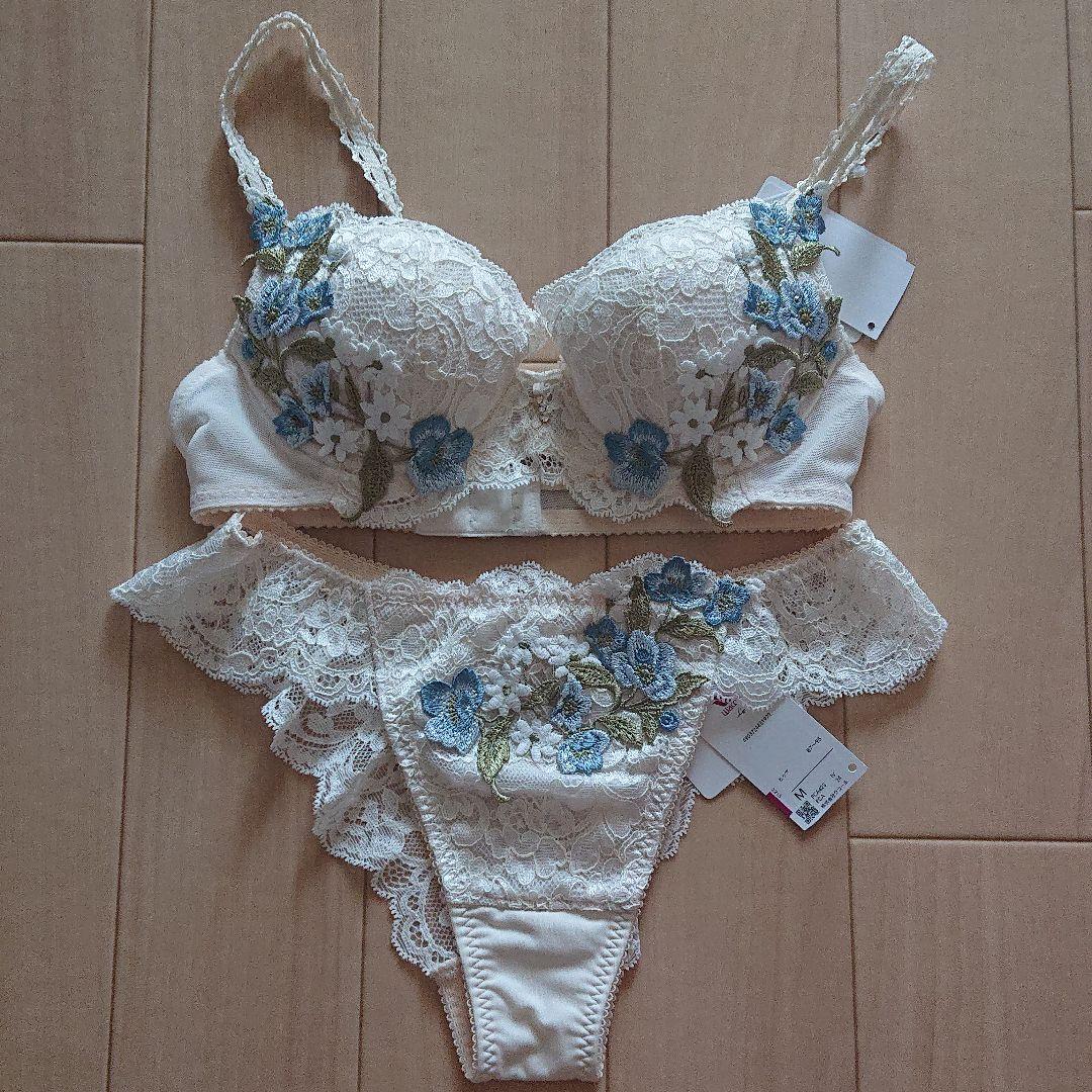 2022年最新海外 ワコール ルジェ c65 セット 下着 - www.ionenergy.co