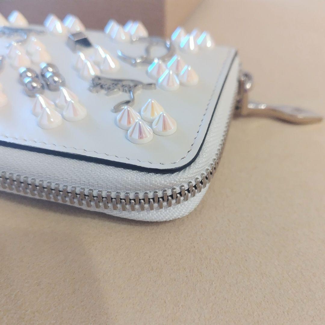 Christian Louboutin コインケース カードケース　アイボリー
