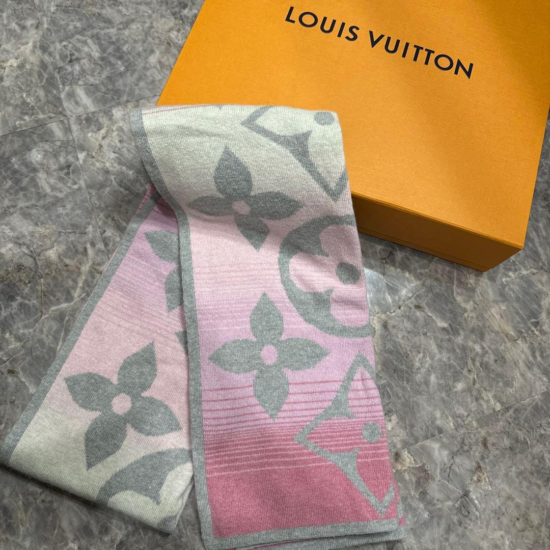 LOUIS VUITTON マフラー ピンク グレー LOUIS VUITTON マフラー ピンク グレー
