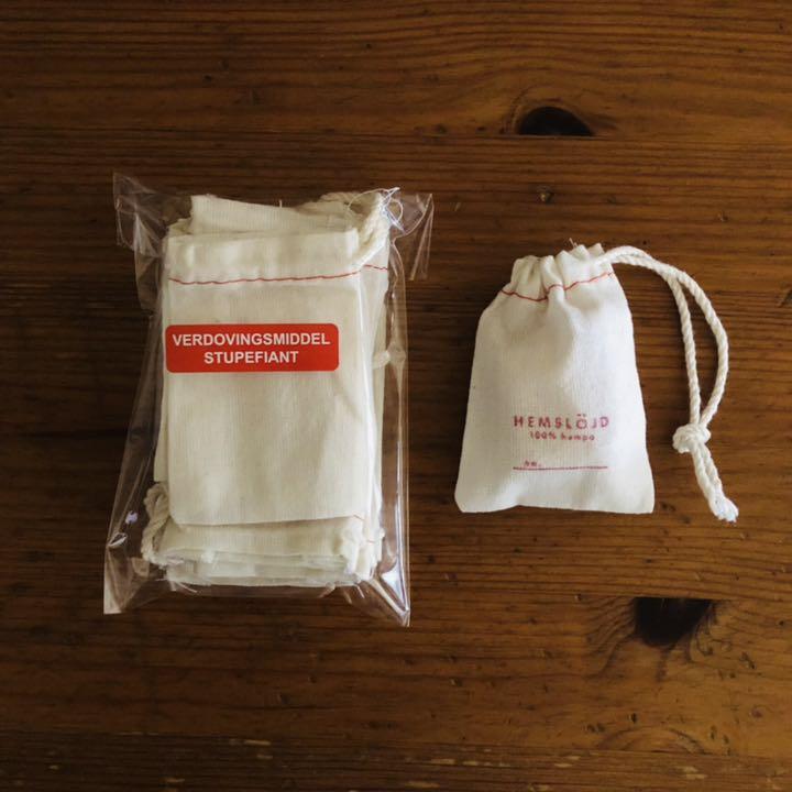 パーツバッグとHEMSLOJDスタンプ