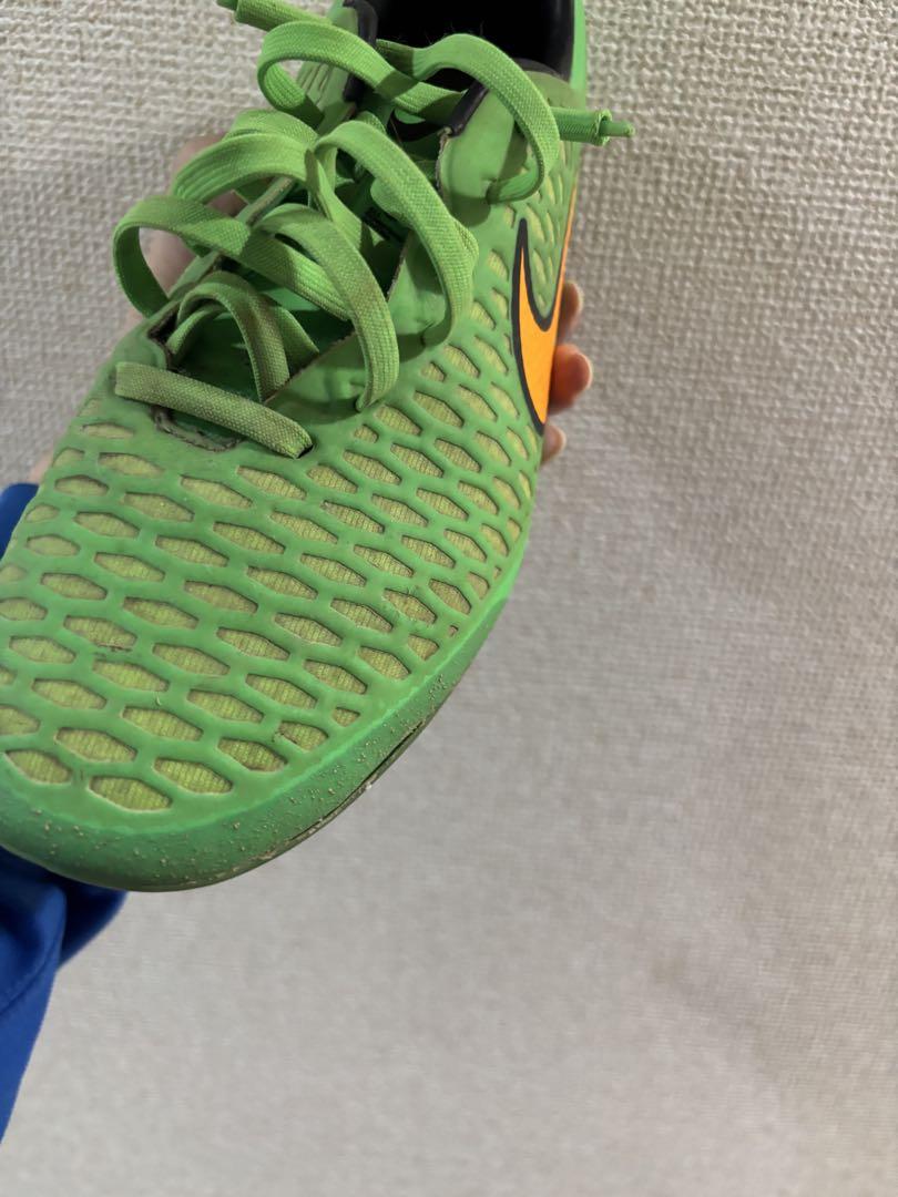 Nike マジスタ　ACC サッカーシューズ 緑色 メッシュ　値下げ交渉OK