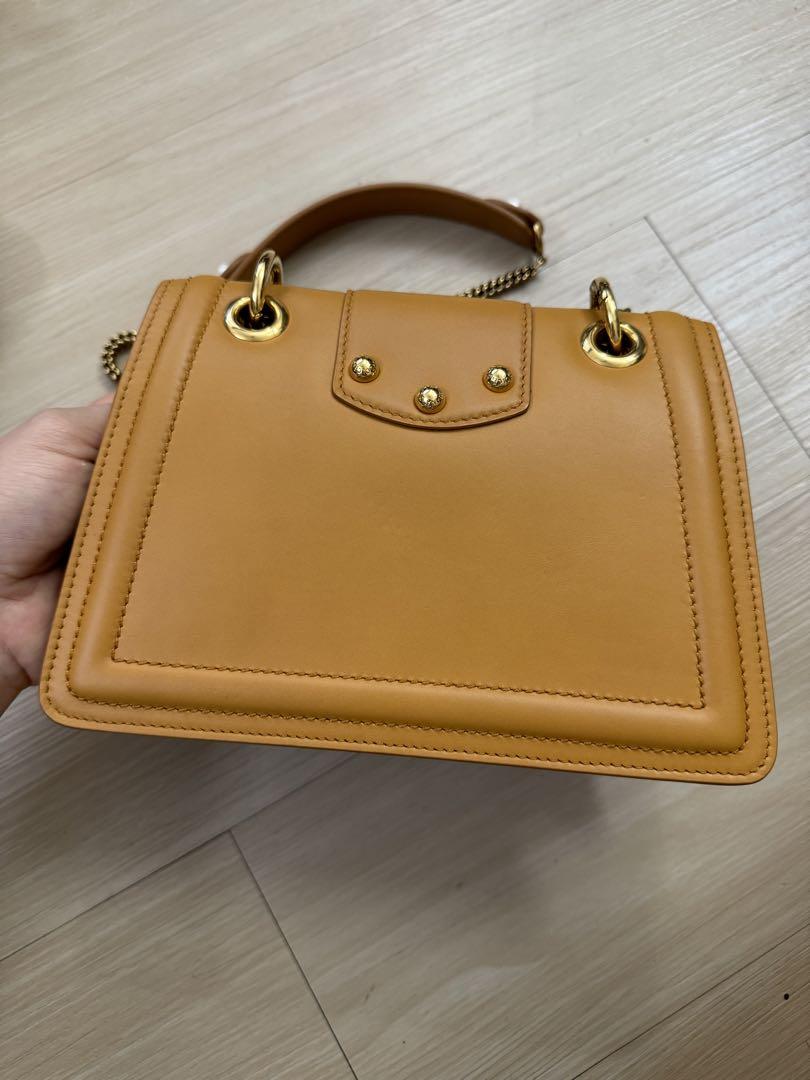 D&G AMOREドルチェ&ガッバーナ チェーン ショルダーバッグ