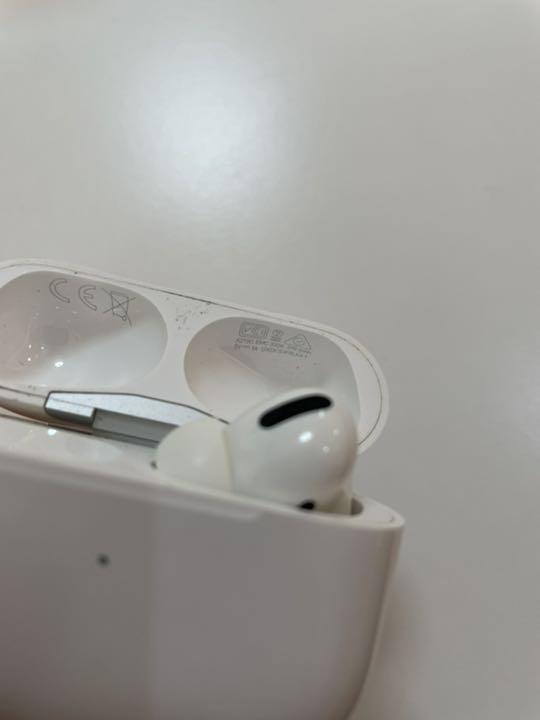 アップル㈡ Apple AirPods Pro A2084 ケース&イヤホン 右耳 RFiQl-m66245953833 イヤフォン