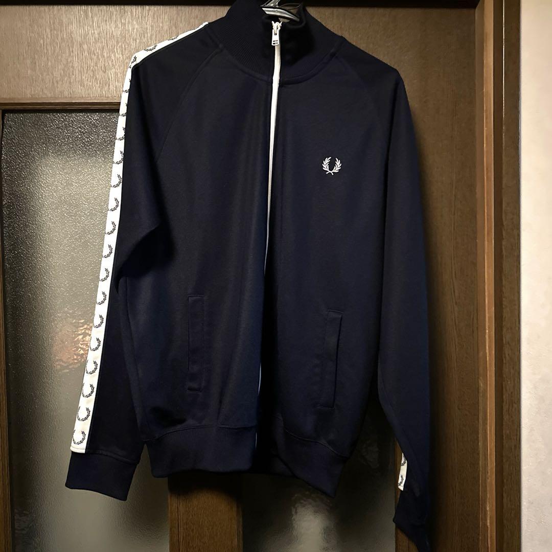 フレッドペリー FREDPERRY トラックジャケット