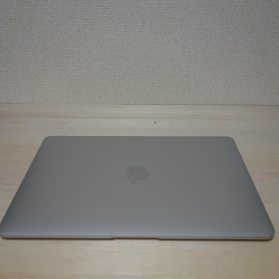 238）MacBook Air 2020　M1/8GB/256GB/13インチ