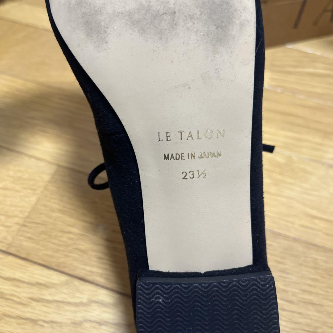 LE TALON ブラック ポインテッドトゥ フラットシューズ23.5