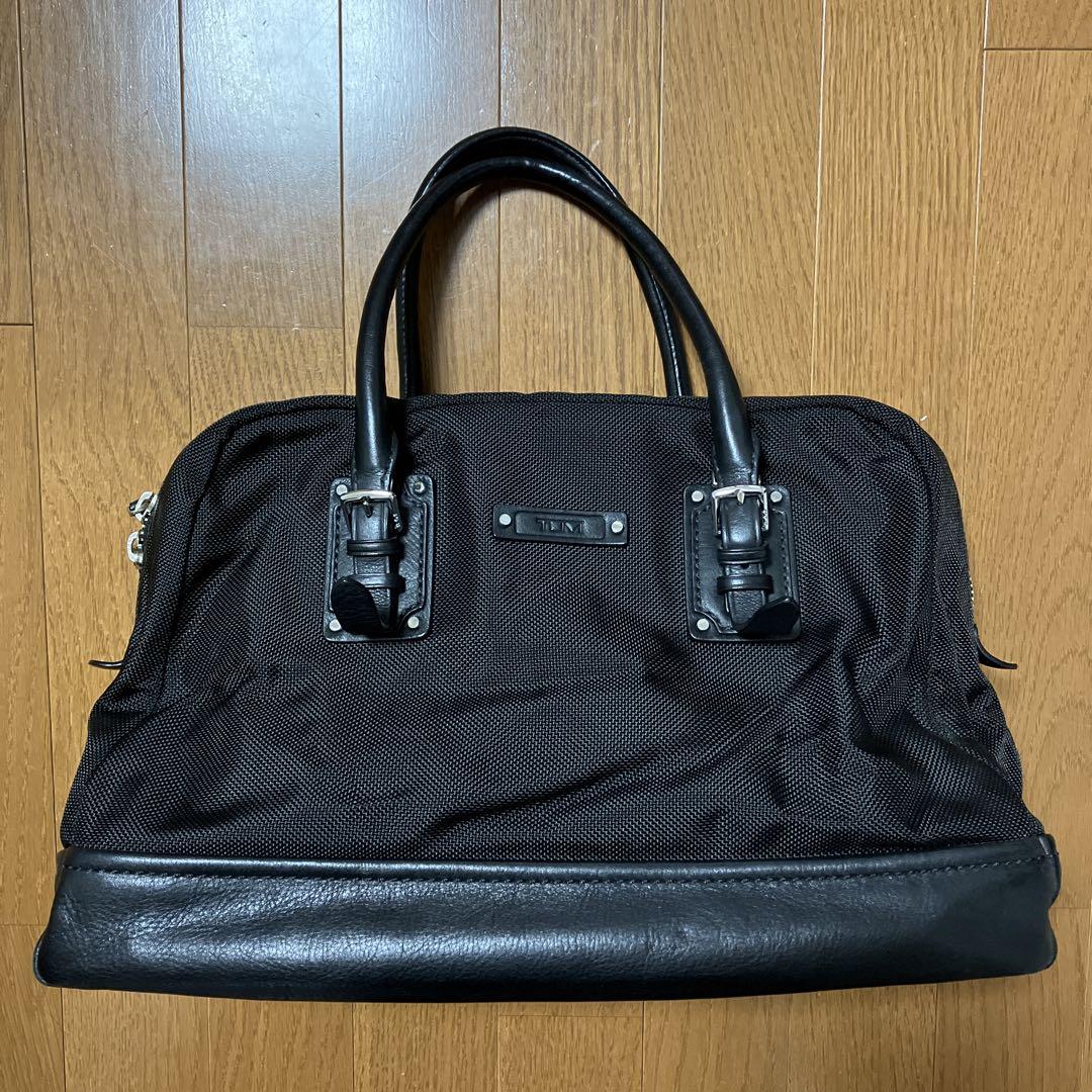 TUMI ハンドバッグ
