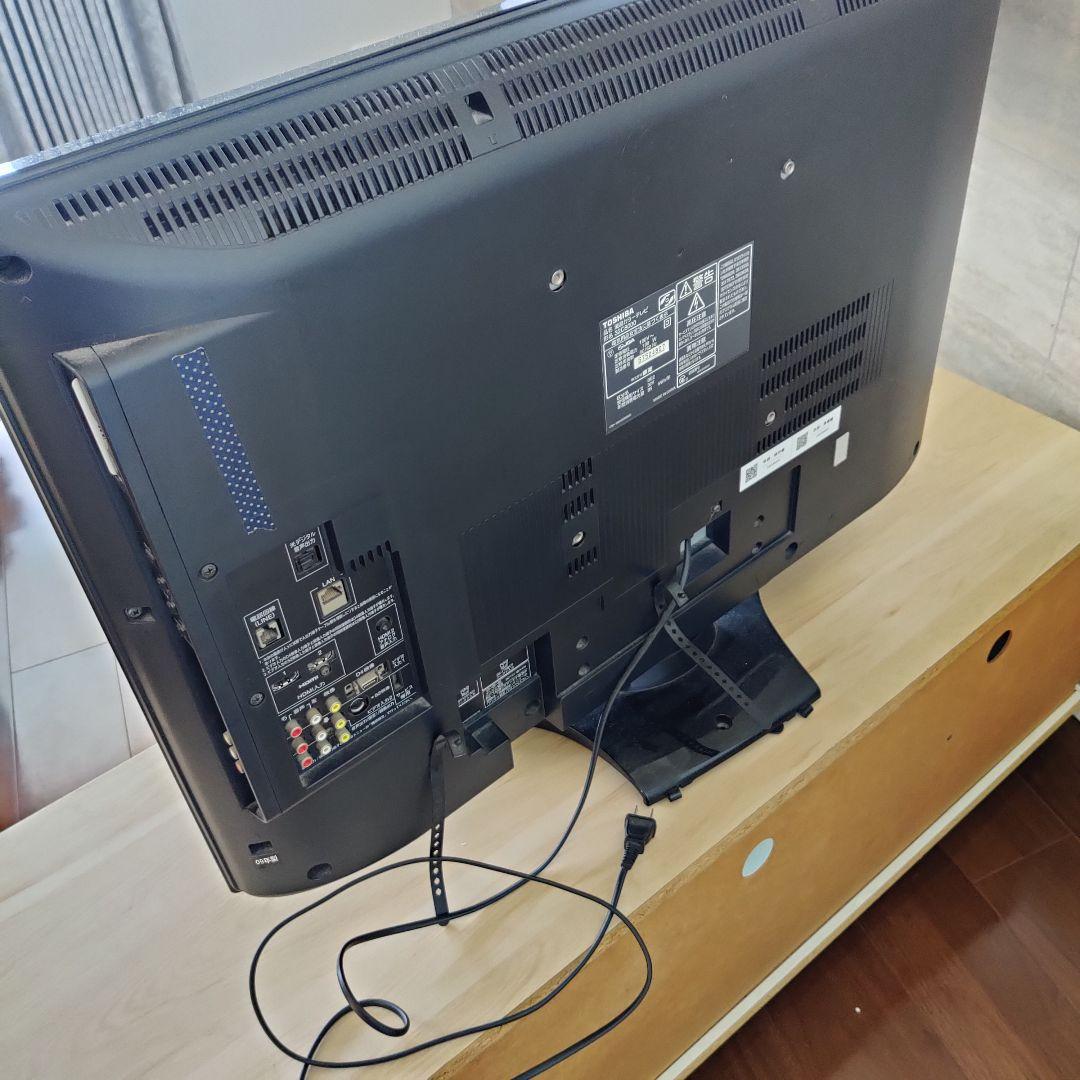 美品　液晶テレビ32型 TOSHIBA 東芝レグザ REGZA 32C8000