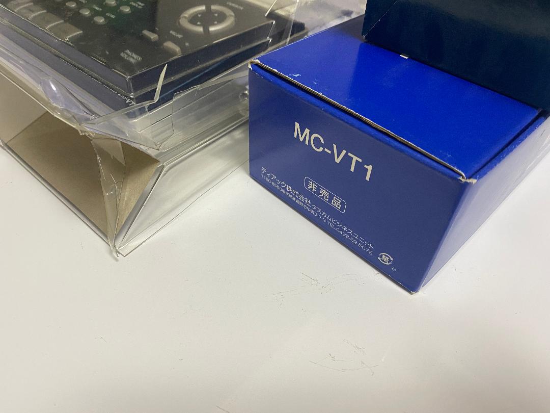 ポータブルプレーヤー TASCAM CD-VT2