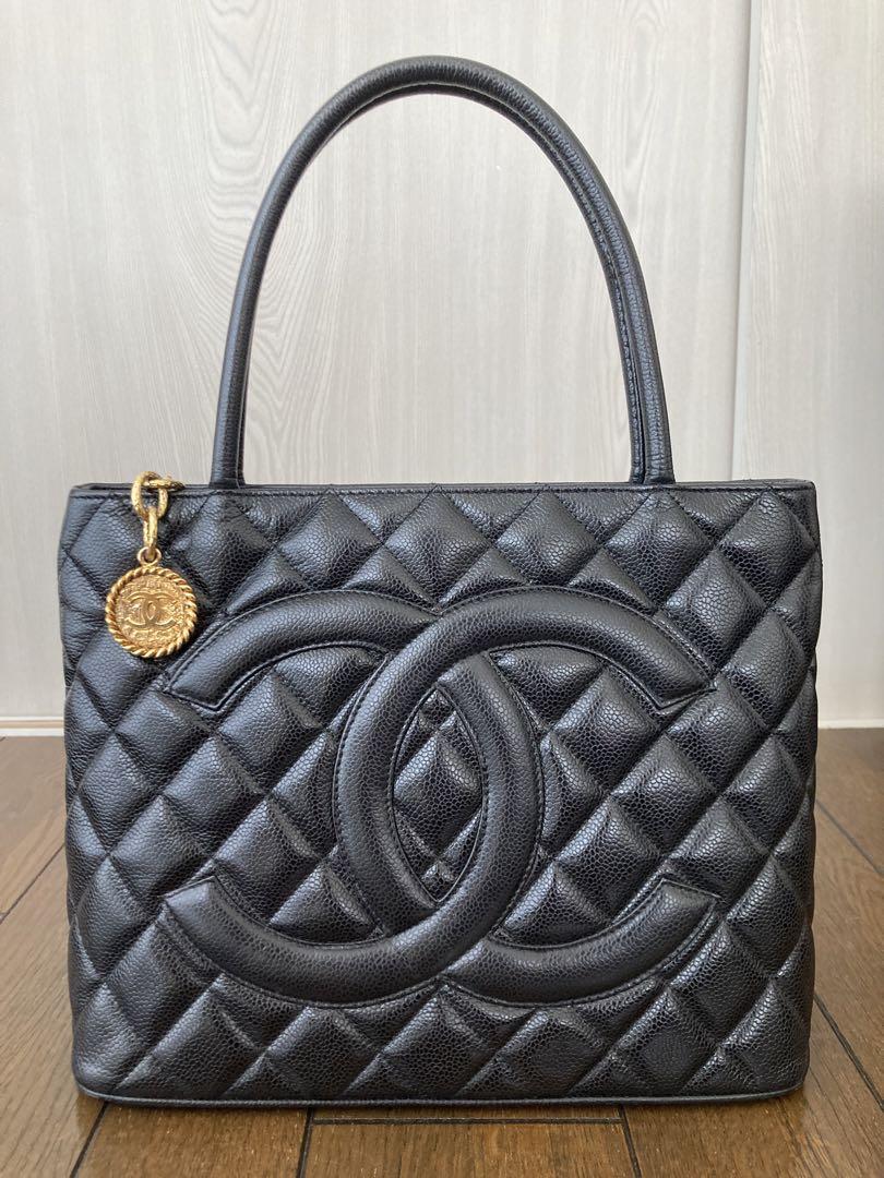 シャネル 復刻トート CHANEL キャビアスキンブラック金具ゴールド