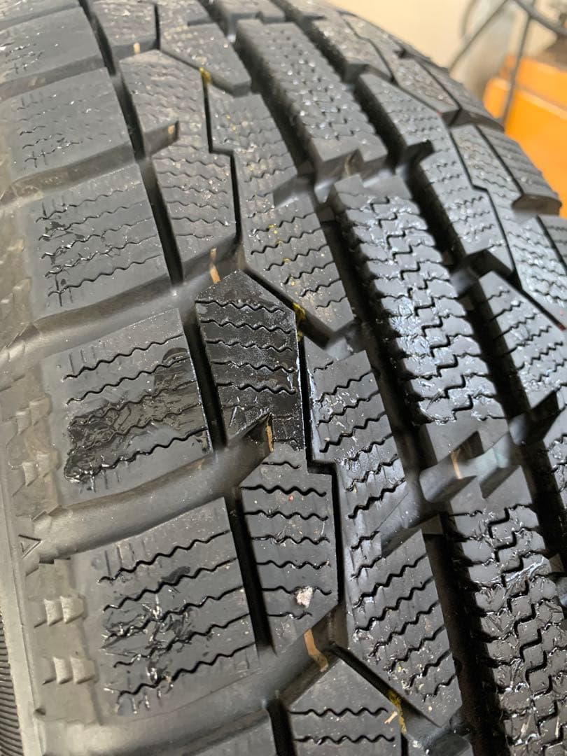 スタッドレスタイヤ 15インチ 4本セット スタッドレスタイヤ 15インチ 4本セット