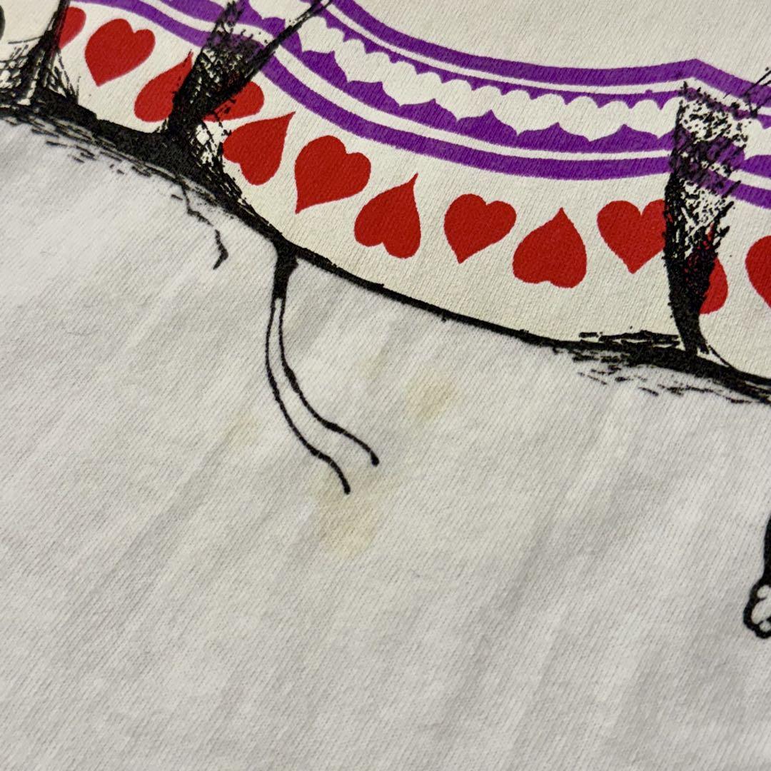 90s “Alice in Wonderland” print T-shirt