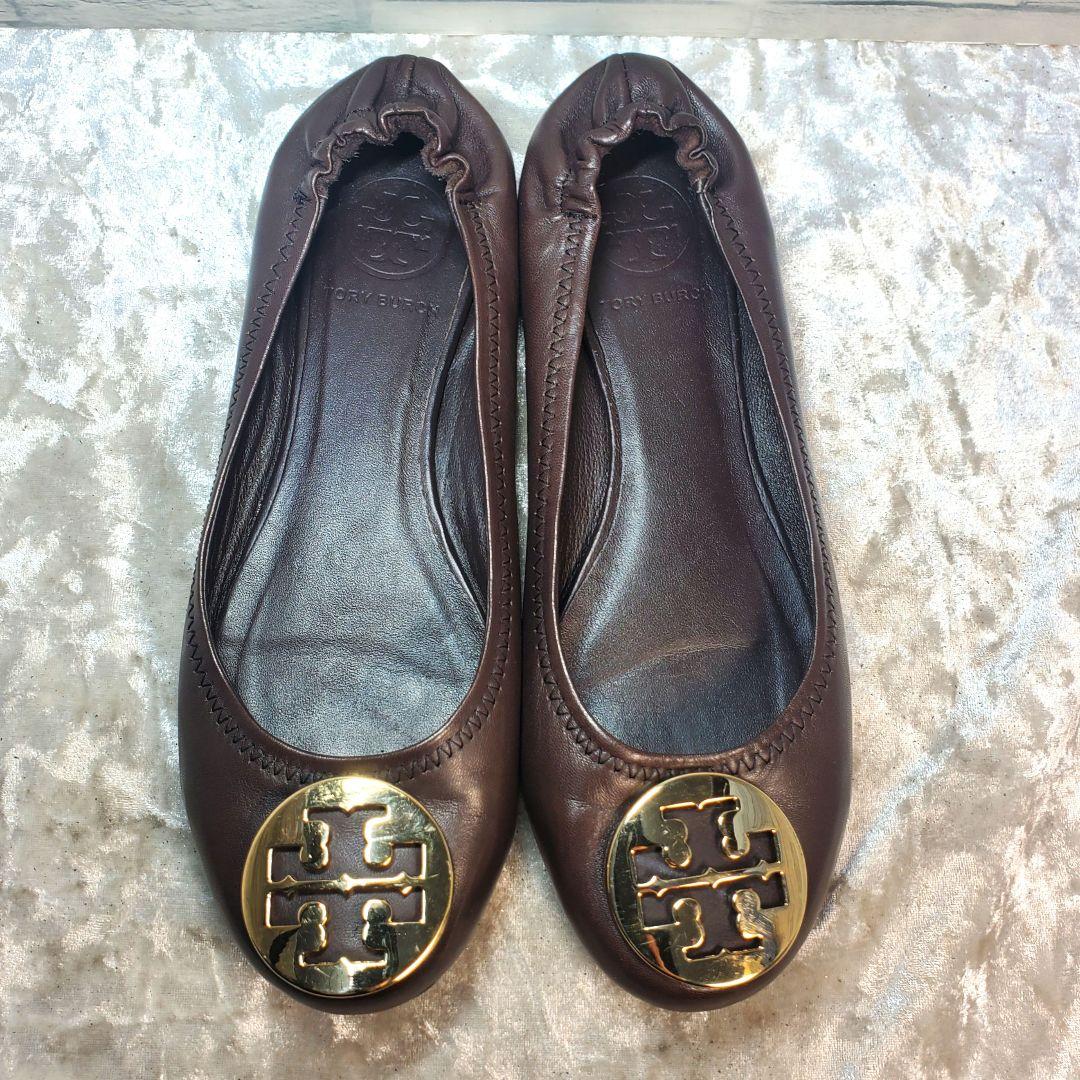 Tory Burch 24cm パンプス シボ レザー ロゴ金具 黒 7M Tory Burch 24cm パンプス シボ レザー ロゴ金具 黒 7M - メルカリ