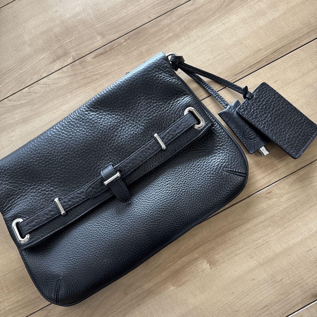 PELLE MORBIDA ブラックレザーバッグ