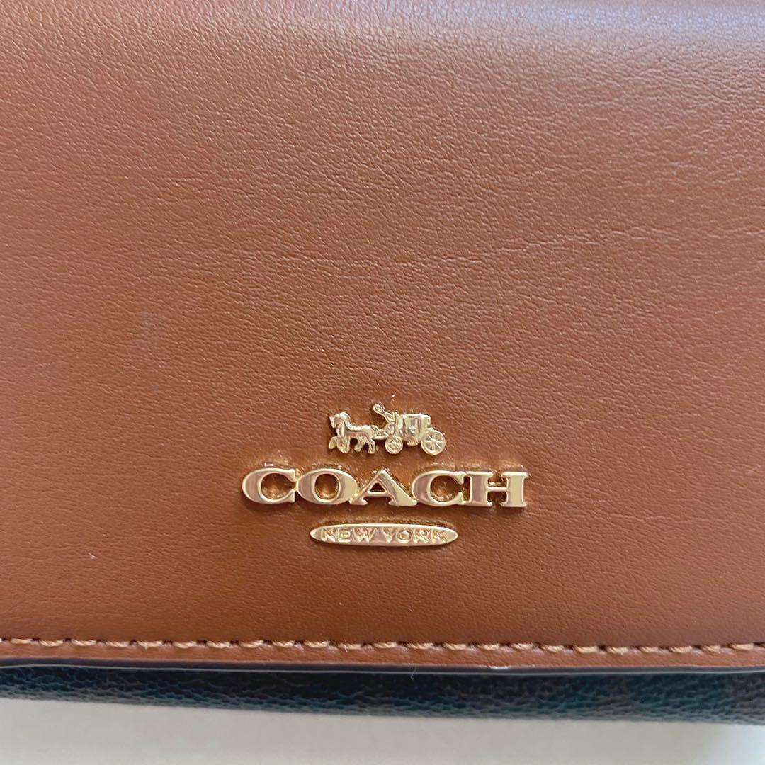 COACHコーチ 二つ折り財布
