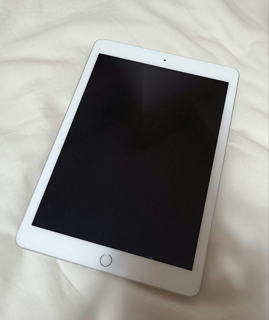 Apple iPad シルバー - メルカリ