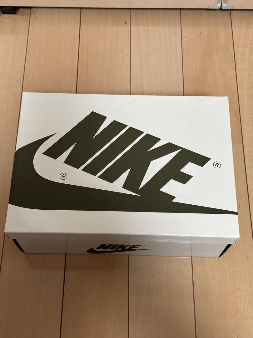 Travis Scott × Nike Air Jordan 1 トラヴィス