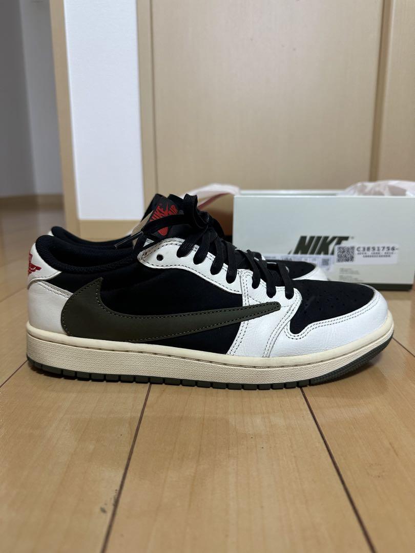 Travis Scott × Nike Air Jordan 1 トラヴィス