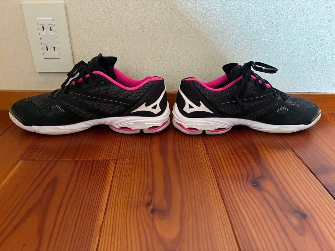 ミズノ バレーボールシューズ ソックス 等 7点セット - メルカリ