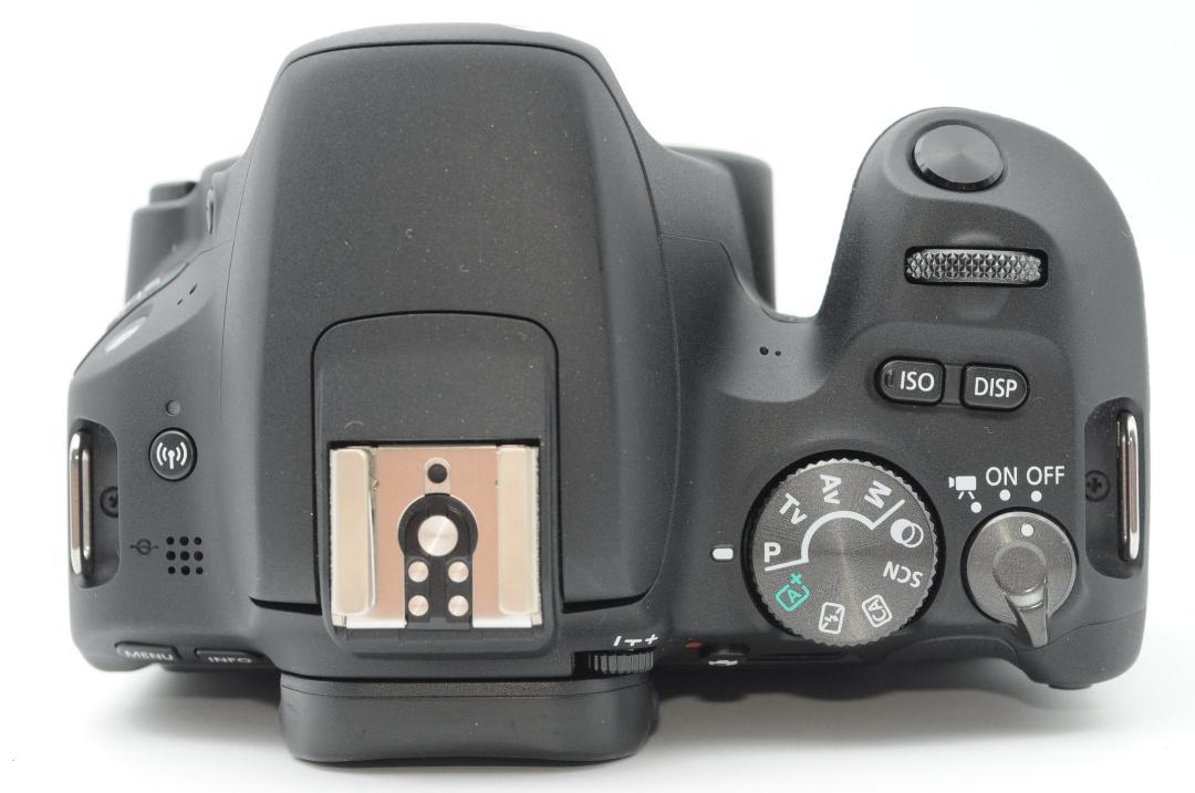 ★ほぼ新品④★ 冬SALE★ Canon EOS Kiss x9 ダブルレンズ