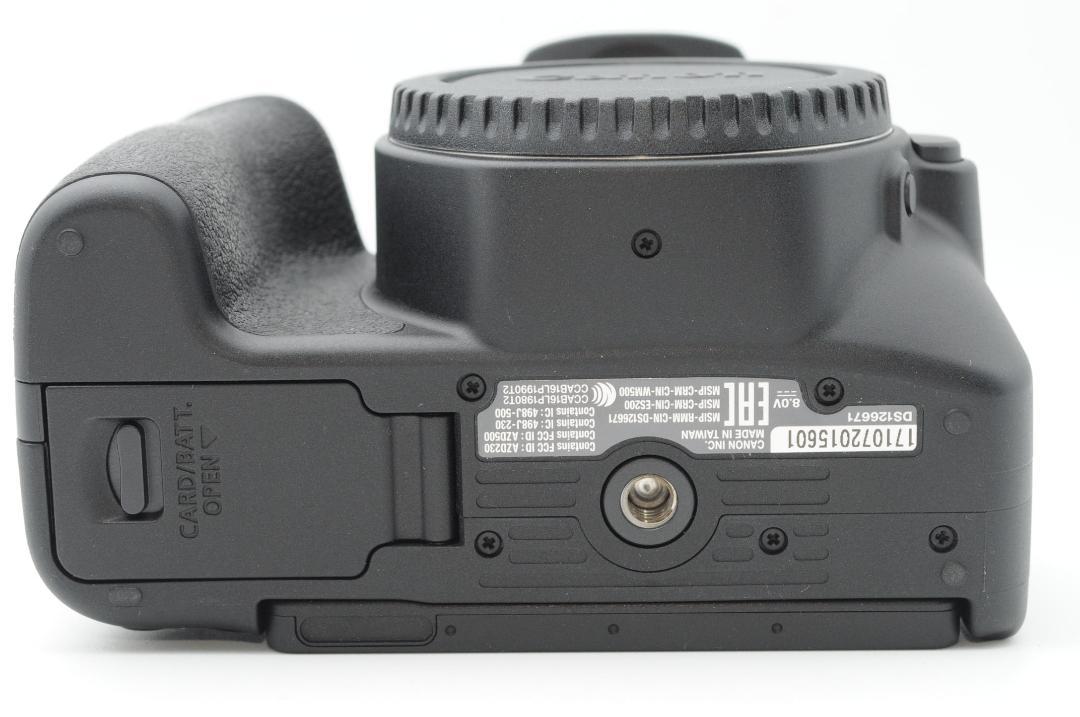 ★ほぼ新品④★ 冬SALE★ Canon EOS Kiss x9 ダブルレンズ