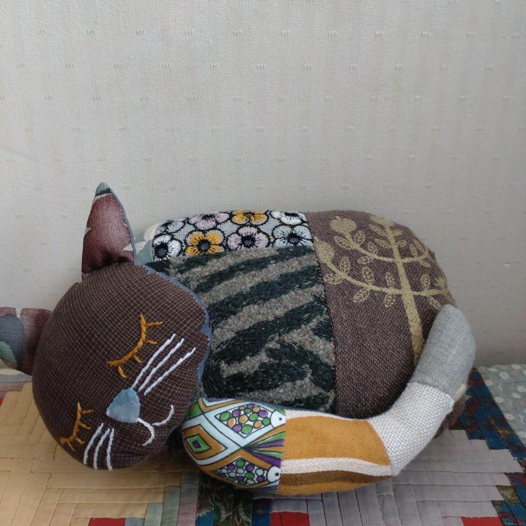 ミナペルホネン・ハンドメイドうとうと居眠りねこちゃん・ringo