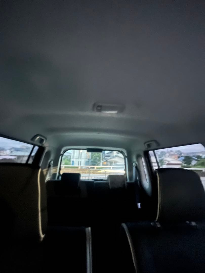 黒い軽自動車 ボックスDAIHATSU