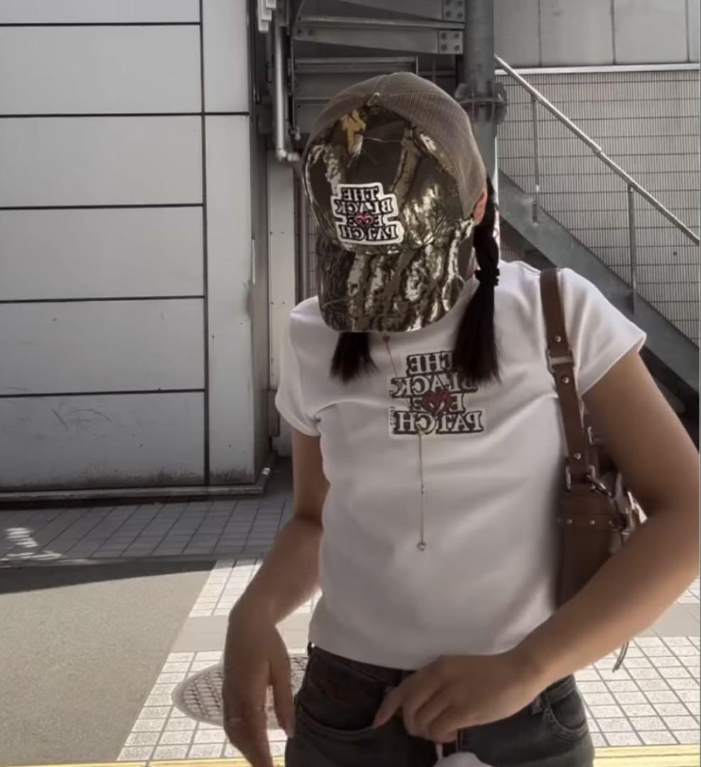 MOUSSY×BEPコラボ BEP OG ラインストーン BABY TEE 白 トップス
