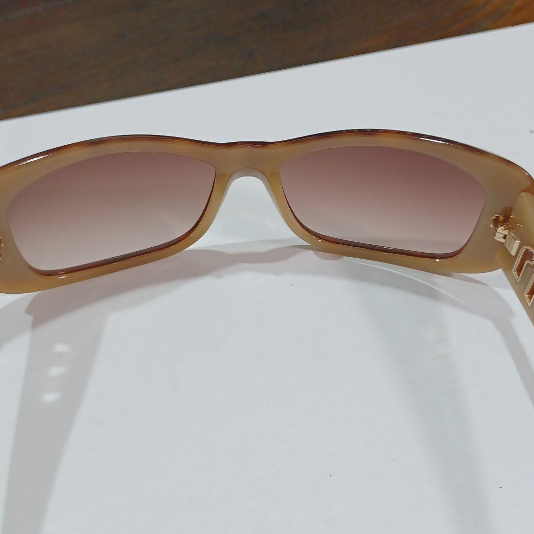 得価大特価 新品 MIU MIU サングラス y1le8-m66340486990 爆買い豊富な