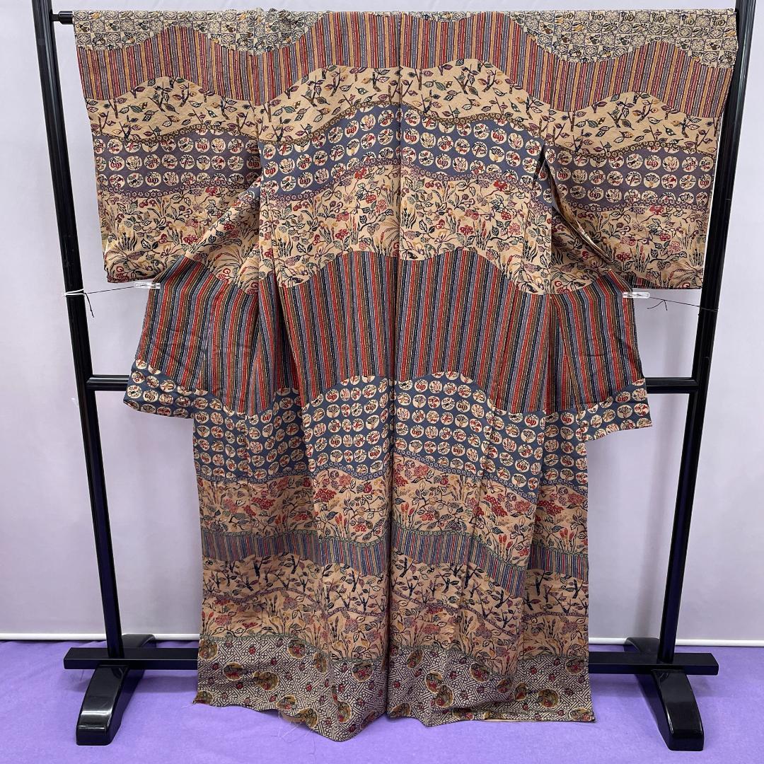 3650 未仕立て 訪問着 薄茶色 仮仕立て 古代ちりめん目立った傷や汚れなし