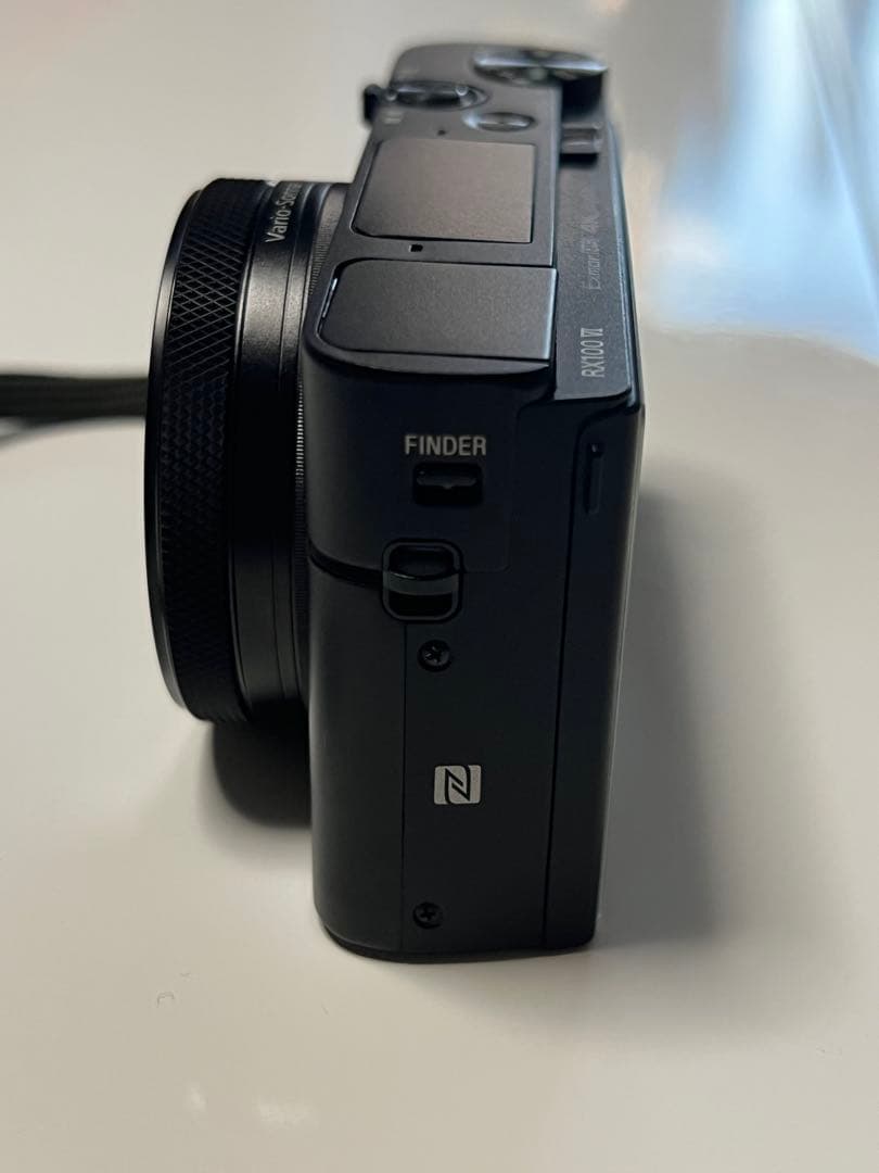 SONY RX100m6 コンパクトデジタルカメラ 予備バッテリー+チャージャー SONY RX100m6 コンパクトデジタルカメラ 予備バッテリー+チャージャー