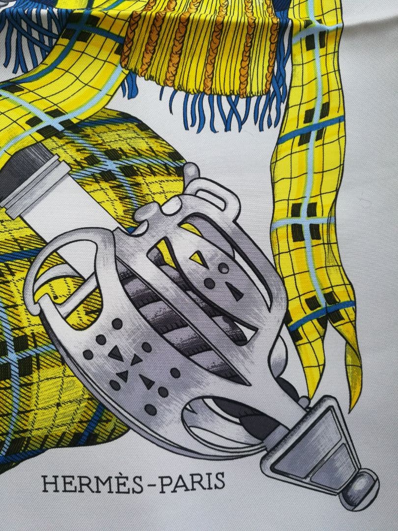 エルメス HERMES スカーフ カレ90 スコットランド エルメス HERMES スカーフ カレ90 スコットランド