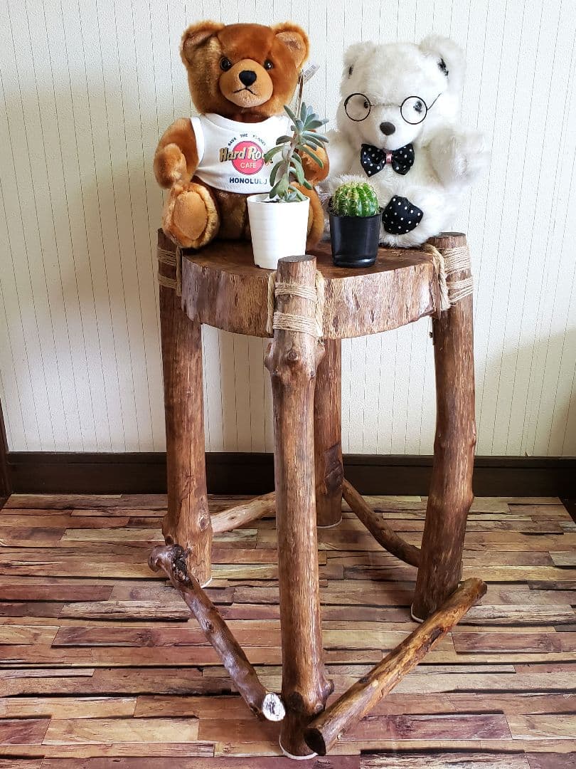 樫木丸太サイドテーブル　オブジェ台