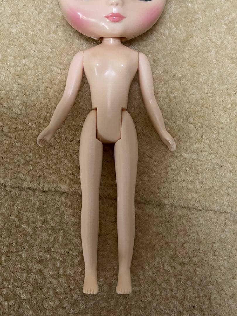 シュアリー スザンヌBlythe