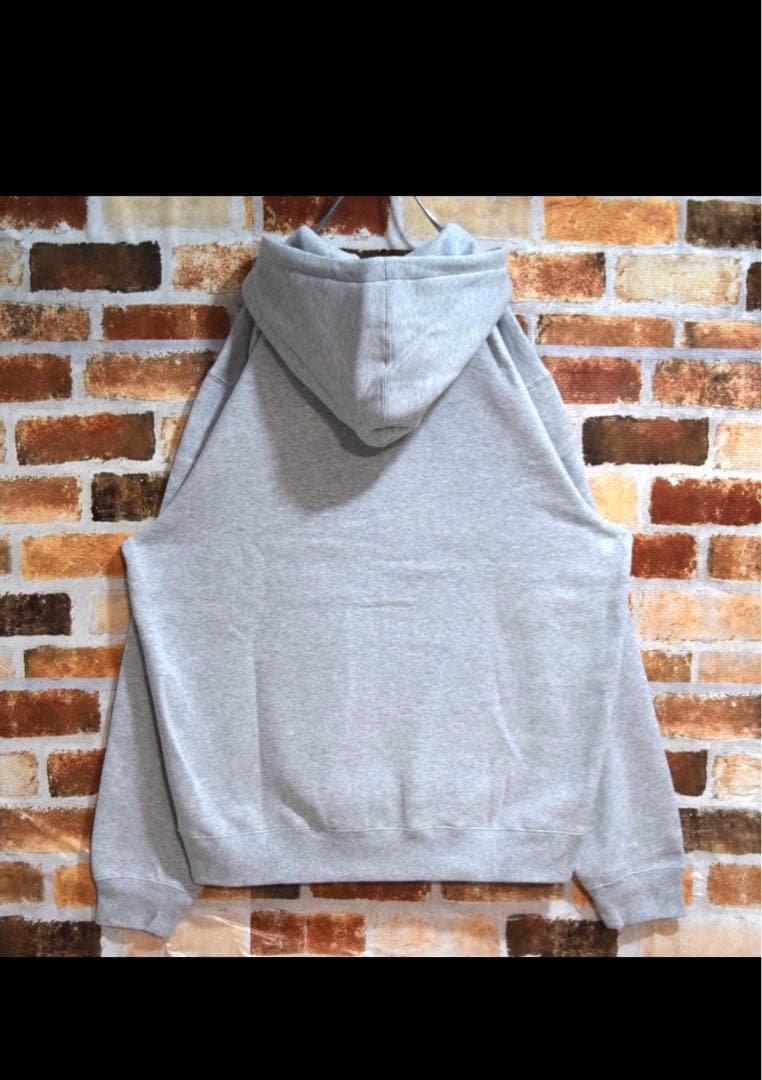 《ステューシー》正規・新品タグ　ビッグロゴ　グレー　XL　フルジップパーカー ステューシー》正規・新品タグ ビッグロゴ グレー XL パーカー