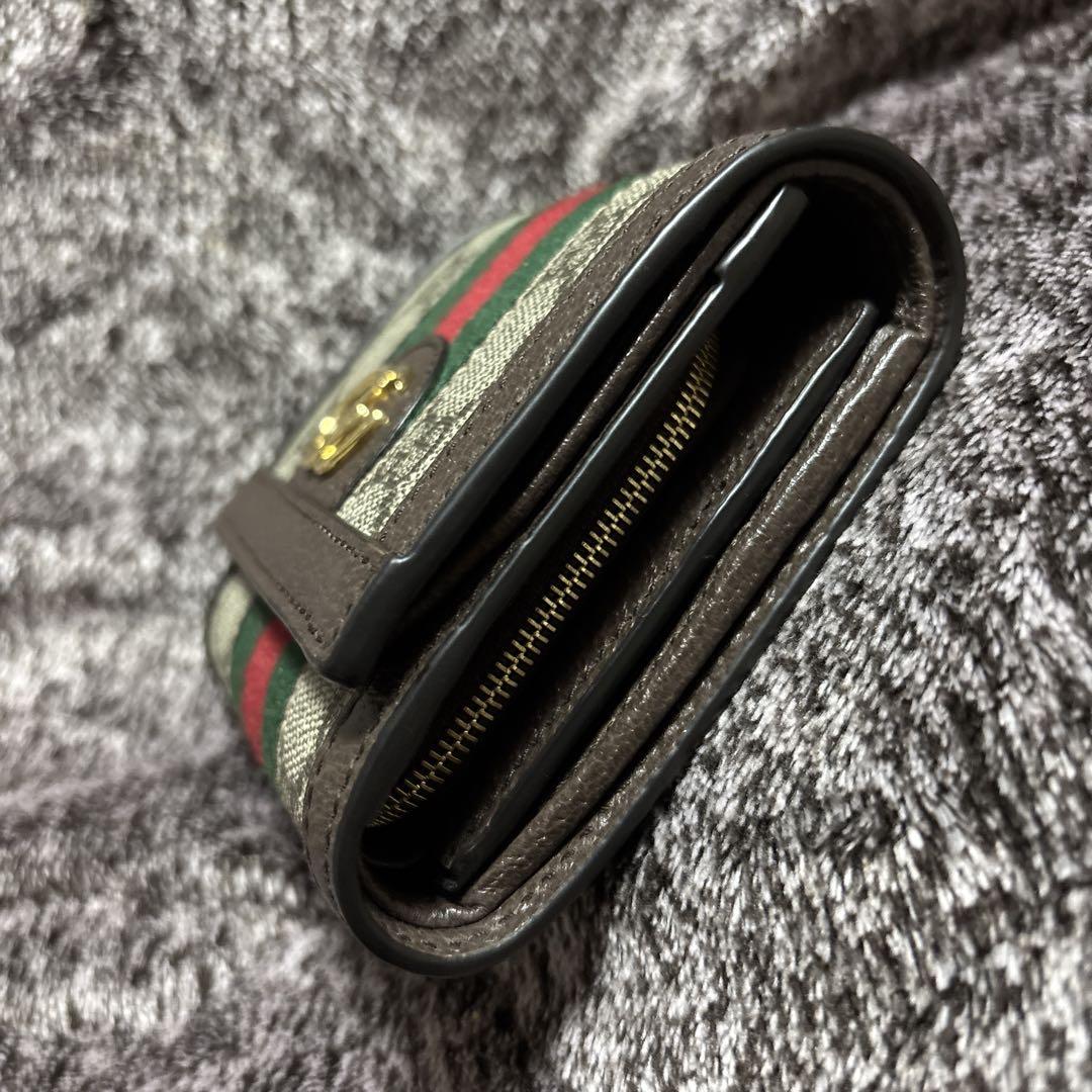 ２つ折り 財布