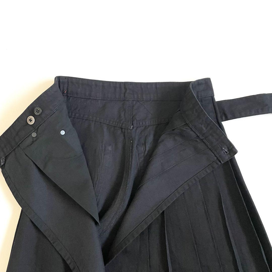 4651【美品】ヒステリックグラマー　ロングプリーツスカート スタッズ 黒　S