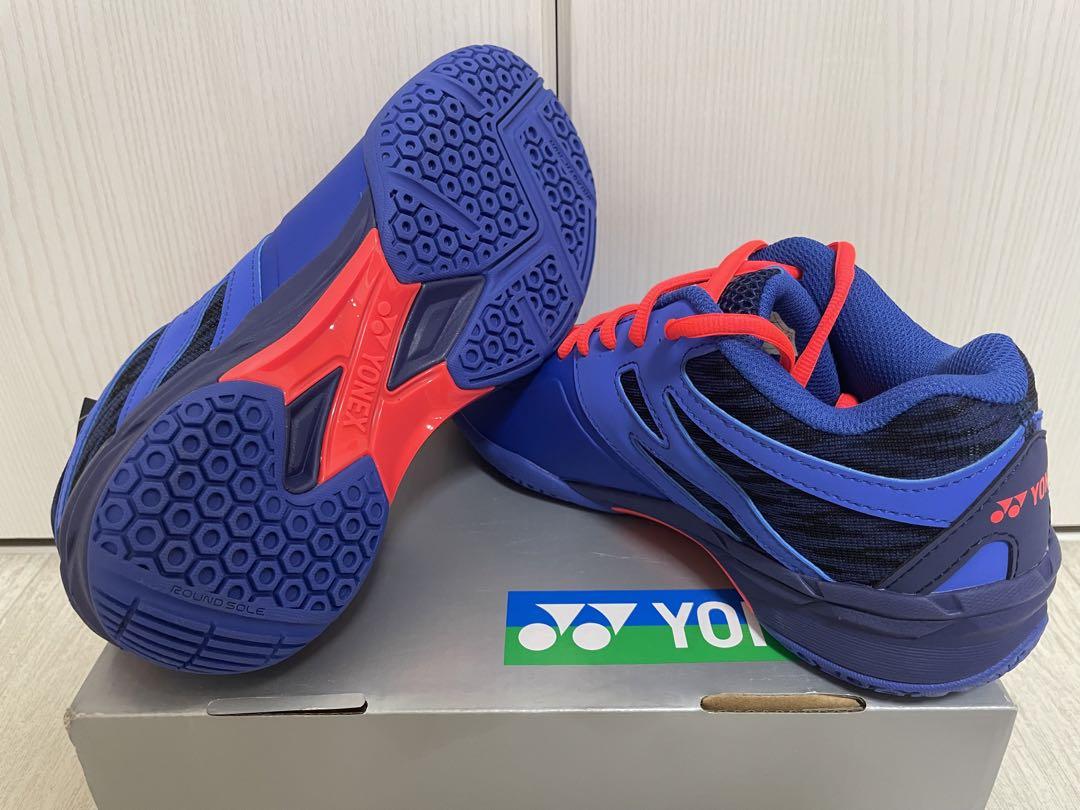 ⭐️新品未使用 ヨネックス⭐️ パワークッション840ミッド サイズ23.5㎝