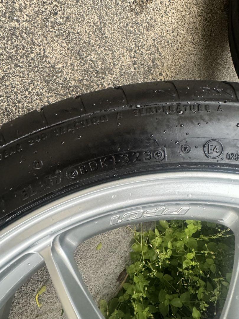 エンケイ PF01 18インチ 7j 114.3