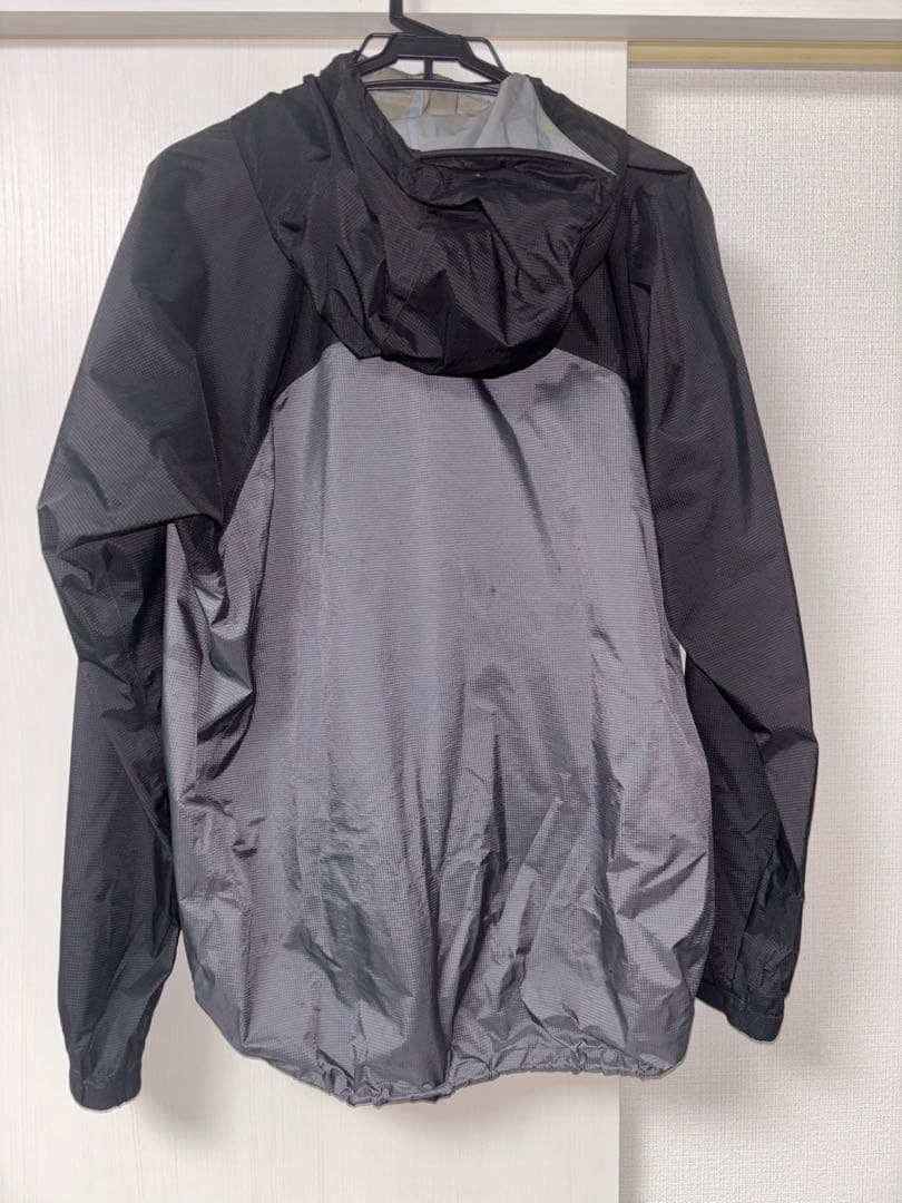 mont-bell マウンテンパーカー Lサイズ ブラック/グレー