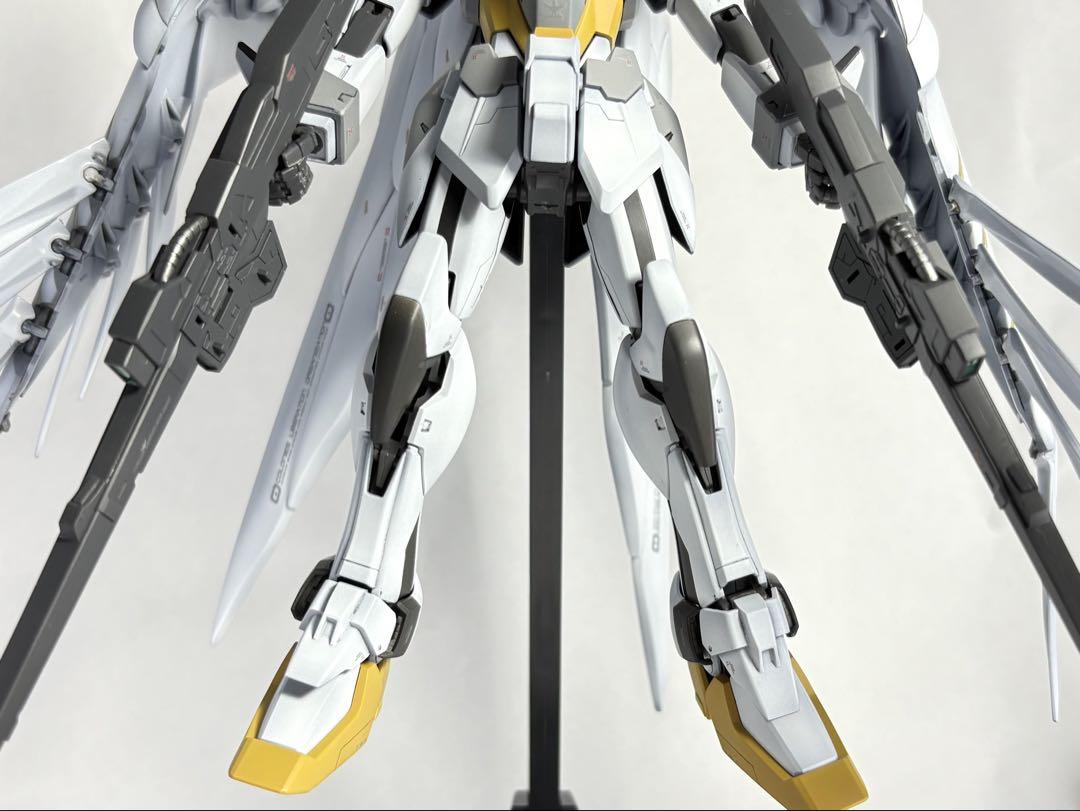 MGウイングガンダムゼロew スノーホワイトカラー全塗装完成品