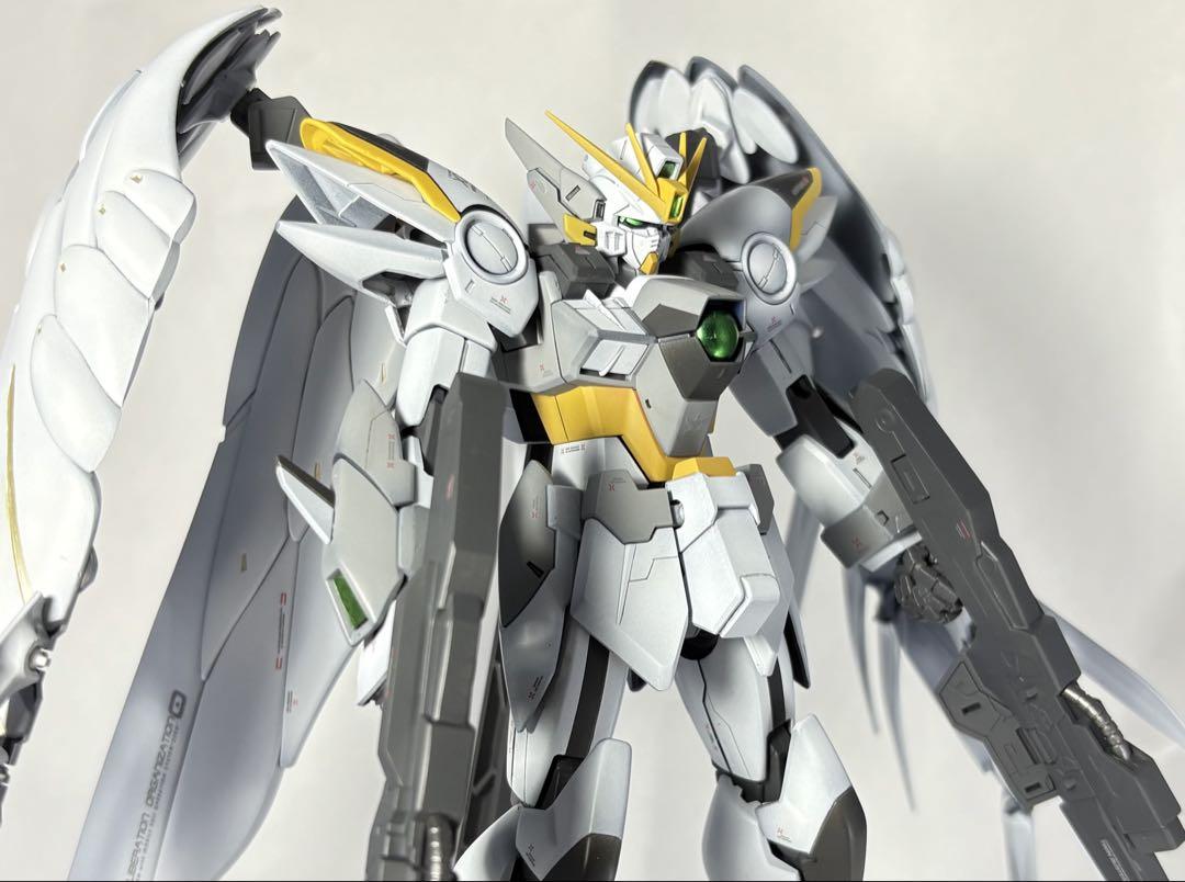 MGウイングガンダムゼロew スノーホワイトカラー全塗装完成品