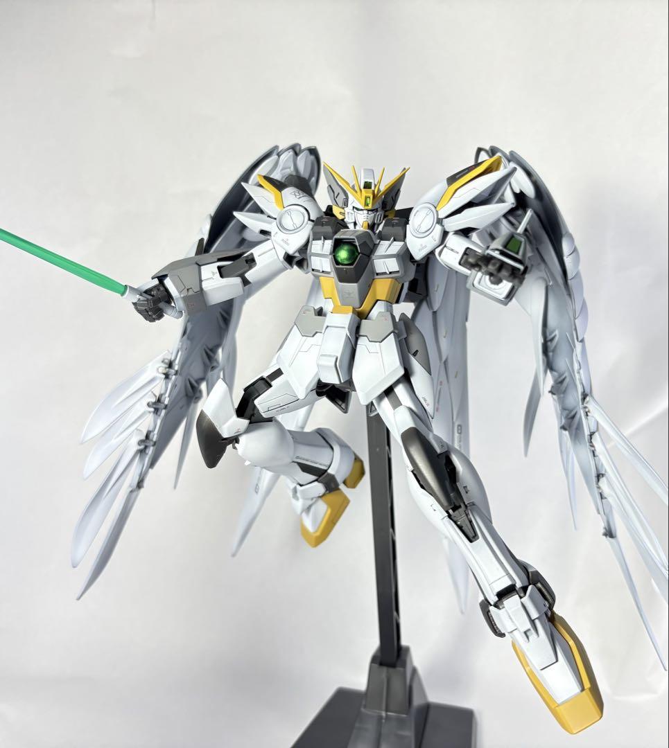 MGウイングガンダムゼロew スノーホワイトカラー全塗装完成品