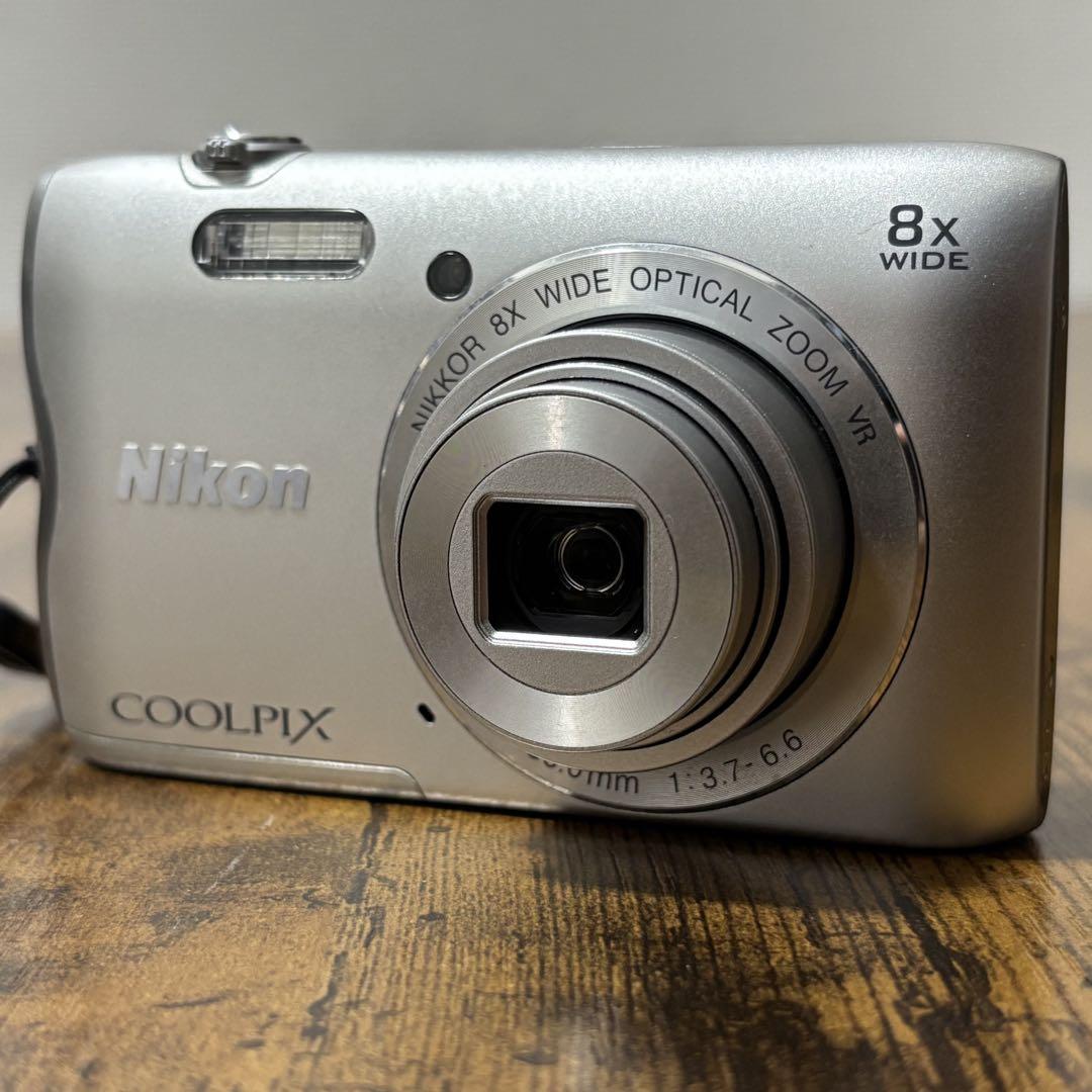 Nikon COOLPIX A300 シルバー
