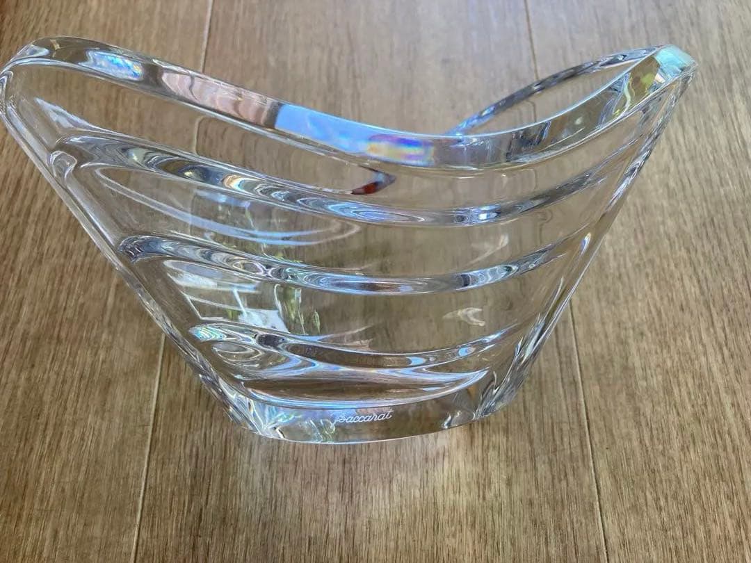 バカラ波型ガラスBACCARAT