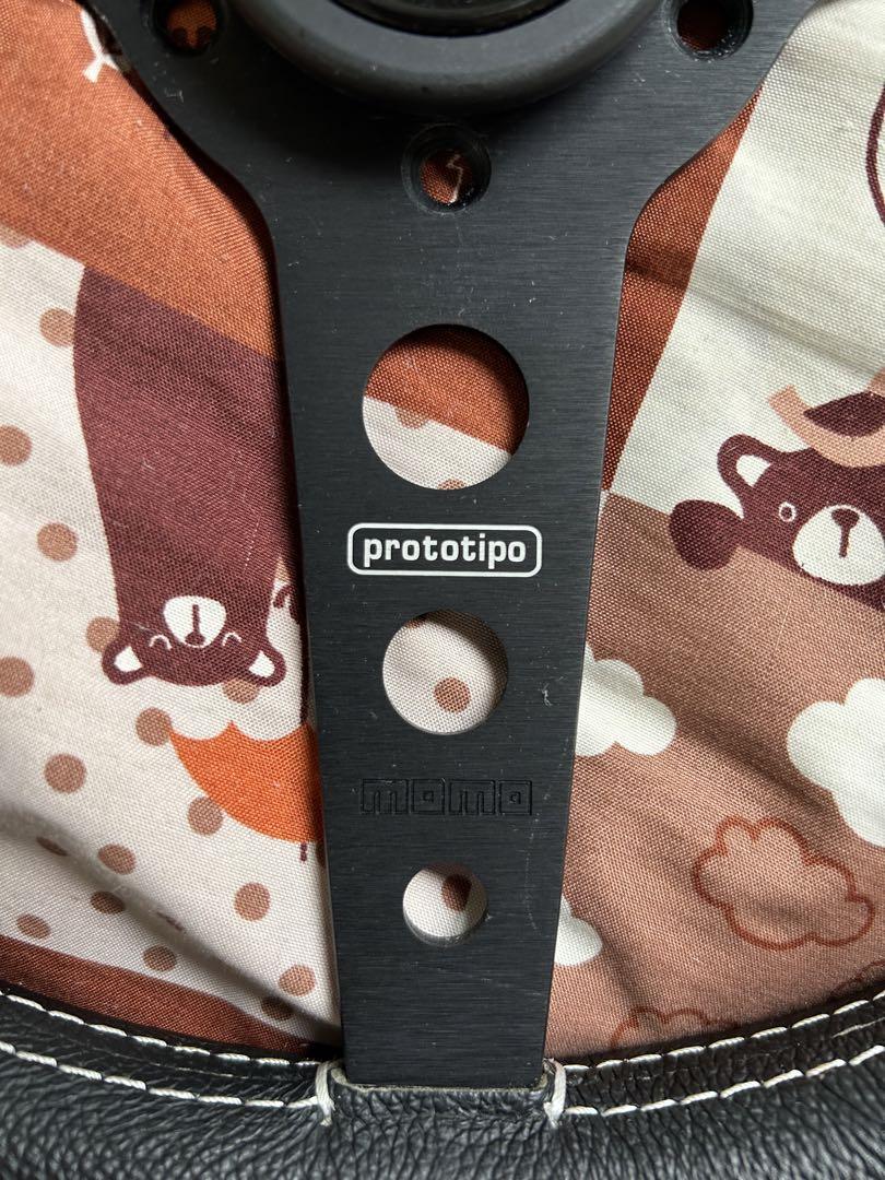 MOMO prototipo ステアリングホイール 黒 レザー