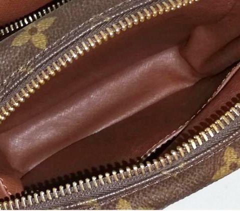 アマゾン　ルイヴィトン（モノグラム)ショルダーバッグ　品薄　ミニバッグ　人気